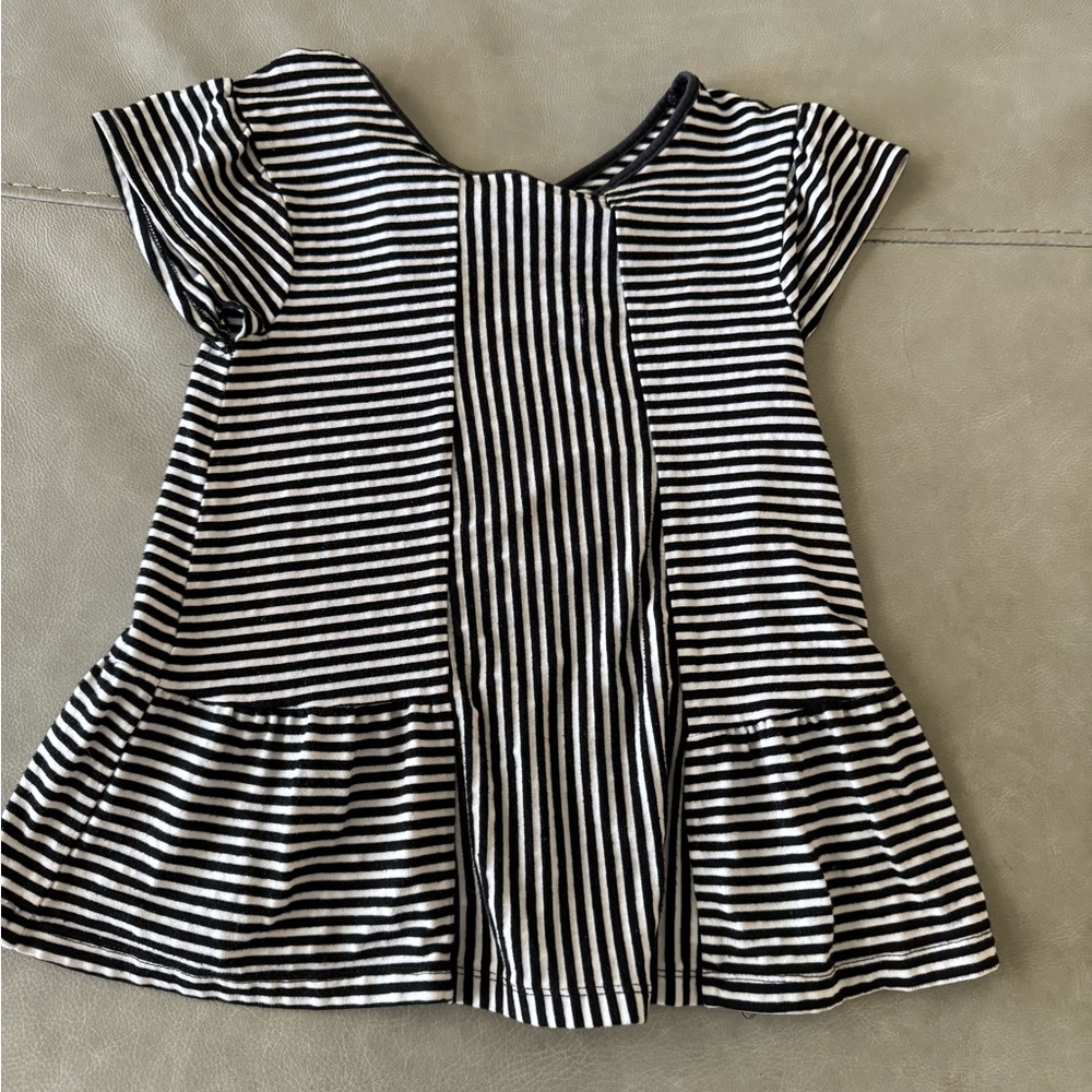 Nicole Miller Black and White Ruffled Tiered A-Line Dress